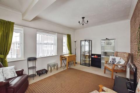 undefined, Three Cuppes Lane, Salisbury                 *VIDEO TOUR*