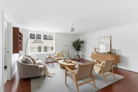 2 bedroom flat for sale, Old Tolbooth Wynd, Edinburgh, EH8