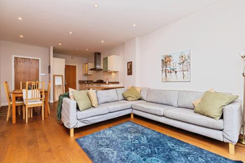 Glasgow Harbour Terraces, Glasgow, G11