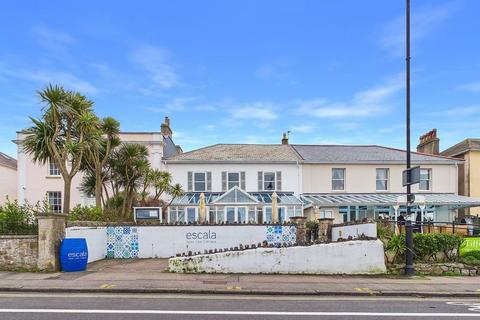 undefined, The Beach, Clevedon