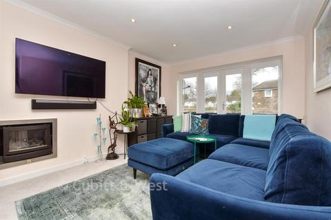 undefined, Courtlands Crescent, Banstead SM7