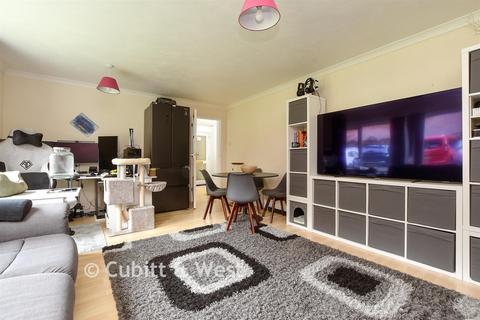 undefined, High Trees Close, Caterham, Surrey