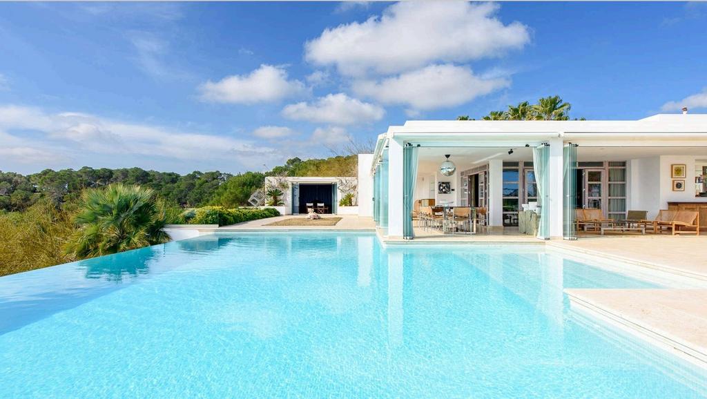 Swimming pool area, swimming pool