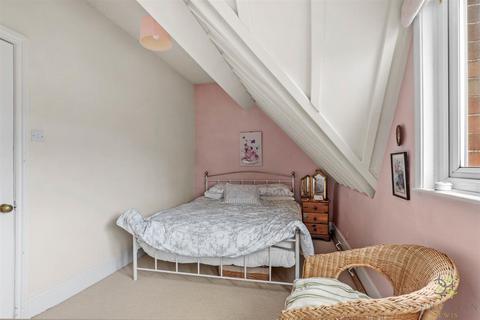 undefined, Main Street, Evesham WR11
