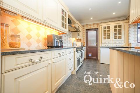 4 bedroom detached house for sale, Ameland Road, Canvey Island, SS8