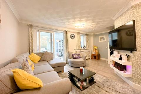 3 bedroom end of terrace house for sale, Burnet Close, Melksham, Wiltshire, SN12 7SJ