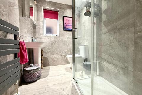 undefined, Mees Close, Barton Hills, Luton, Bedfordshire, LU3 4AZ