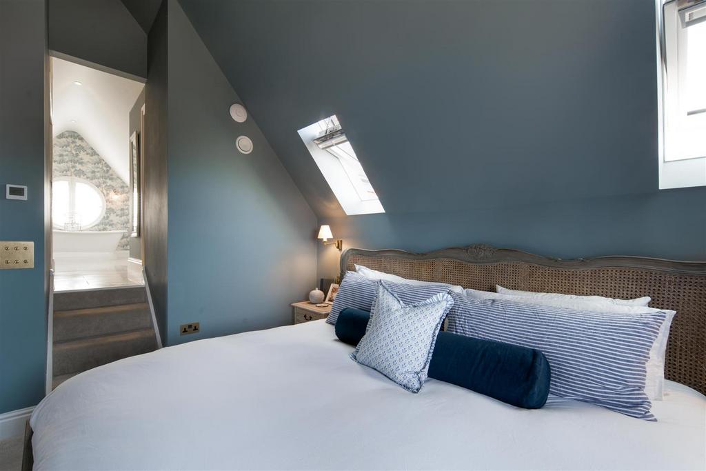 Principal Suite