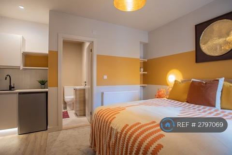 1 bedroom in a house share to rent, Derby Road, Portsmouth, PO2
