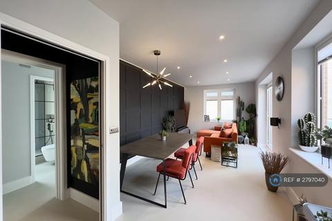 2 bedroom flat to rent, Eric St, London, E3