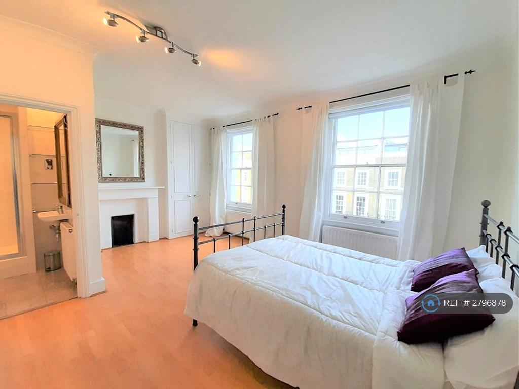Master Bedroom With Ensuite And Study Space