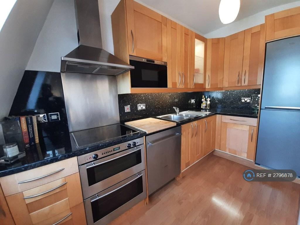 Kitchen  With Fully Integrated Appliances