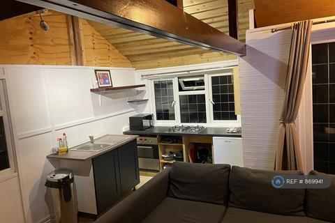 undefined, Stroude Road, Egham, TW20