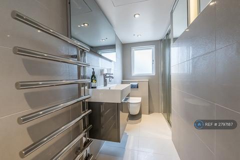 2 bedroom flat to rent, Hollywood Road, London, SW10