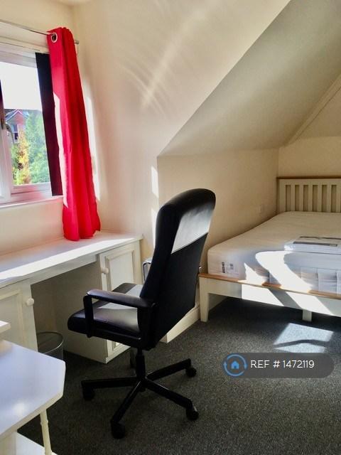 Double Bedroom