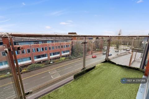 1 bedroom flat to rent, Bath Road, Slough, SL1