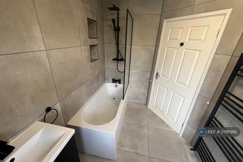 undefined, Wrenthorpe Vale, Nottingham, NG11