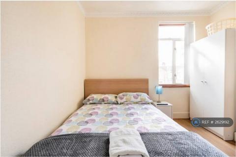 undefined, Belmont Road, Grays, RM17