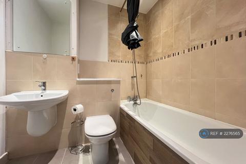 1 bedroom flat to rent, Queens Road, Nottingham, NG2