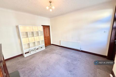 2 bedroom terraced house to rent, Derby St, Barnsley, S70