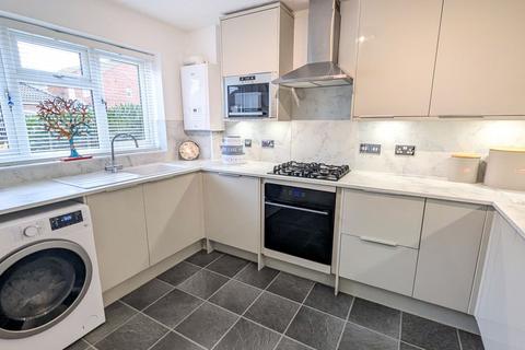 undefined, Powderham Avenue, Worcester WR4