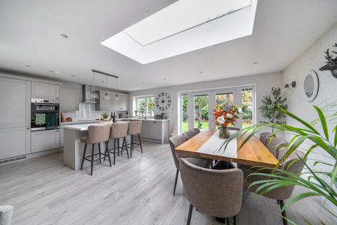 undefined, Copthall Road West, Ickenham, Uxbridge