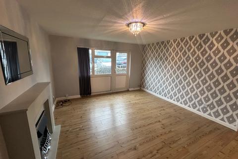 2 bedroom flat to rent, Tithelands, Harlow CM19