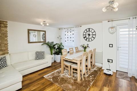 undefined, Dinas Close, Chester, CH1