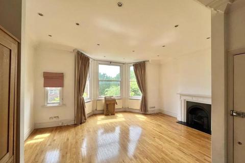 2 bedroom flat to rent, Greencroft Gardens, South Hampstead NW6