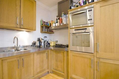2 bedroom flat to rent, Greencroft Gardens, South Hampstead NW6