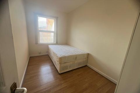 undefined, Chapel Street, Luton