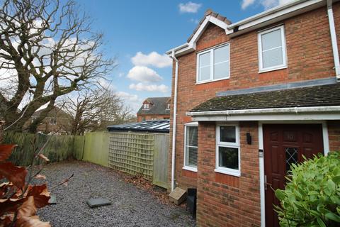 2 bedroom end of terrace house to rent, Beaulieu Drive, Stone Cross, BN24