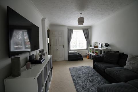 2 bedroom end of terrace house to rent, Beaulieu Drive, Stone Cross, BN24