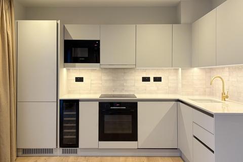 2 bedroom flat to rent, Caversham Road
