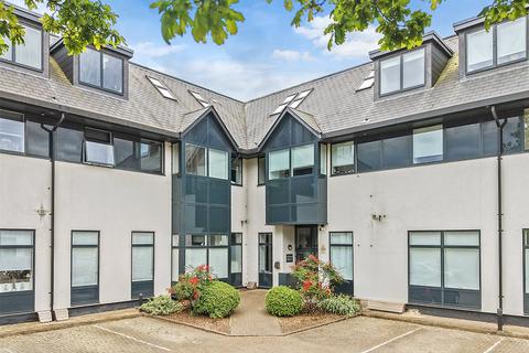Challenge Court, Leatherhead, Surrey, KT22