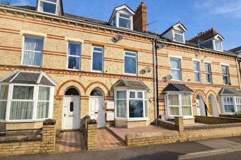 2 bedroom apartment for sale, Sticklepath Terrace, Sticklepath, Barnstaple, Devon, EX31
