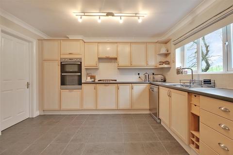5 bedroom detached house for sale, Mines Road, Bideford, Devon, EX39