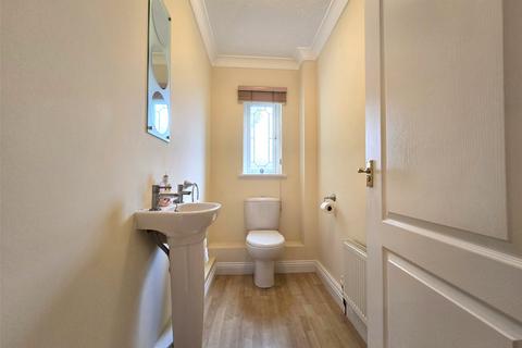 3 bedroom bungalow for sale, Trewyn Park, Holsworthy, Devon, EX22
