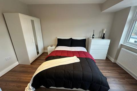 1 bedroom in a house share to rent, Room 3