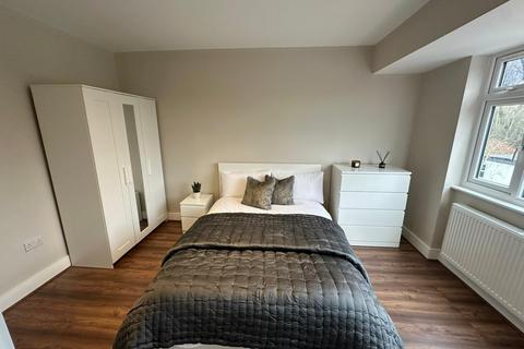 1 bedroom in a house share to rent, Room 1
