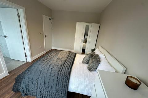 1 bedroom in a house share to rent, Room 1