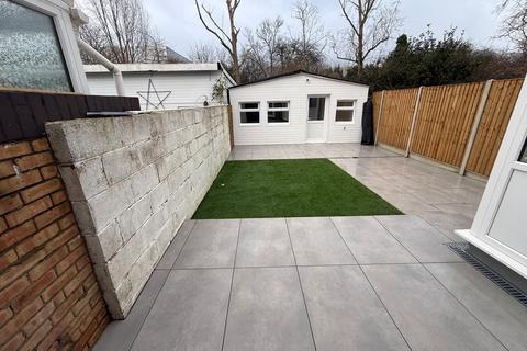 1 bedroom in a house share to rent, Room 1