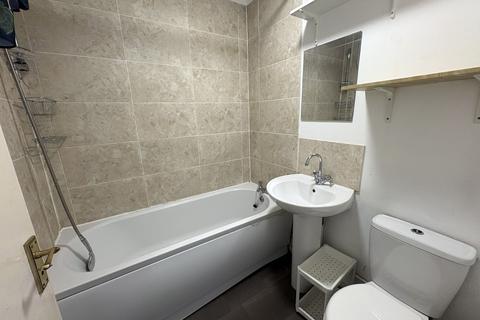 undefined, Bristol BS3