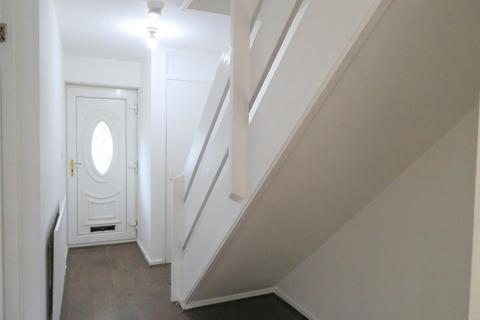 3 bedroom terraced house to rent, Camrose Croft, Balsall Heath, Birmingham