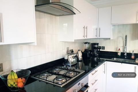 undefined, Woodseer St, London, E1