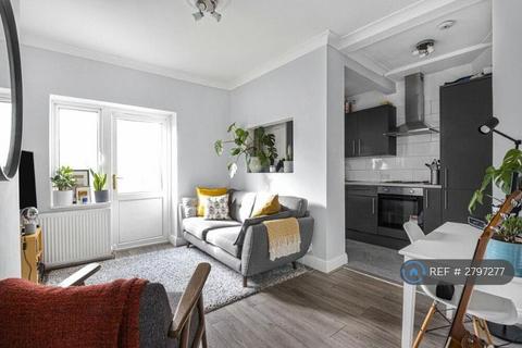 1 bedroom flat to rent, Birchanger Road, London, SE25
