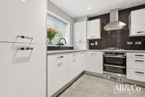 undefined, Culverin Avenue, Grays