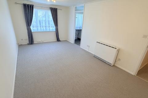 1 bedroom flat for sale, Campion Court, Little Thurrock