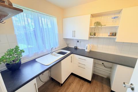 1 bedroom flat for sale, Campion Court, Little Thurrock