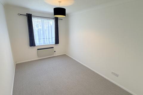 1 bedroom flat for sale, Campion Court, Little Thurrock